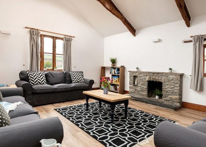 3. Livingroom, Fireplace