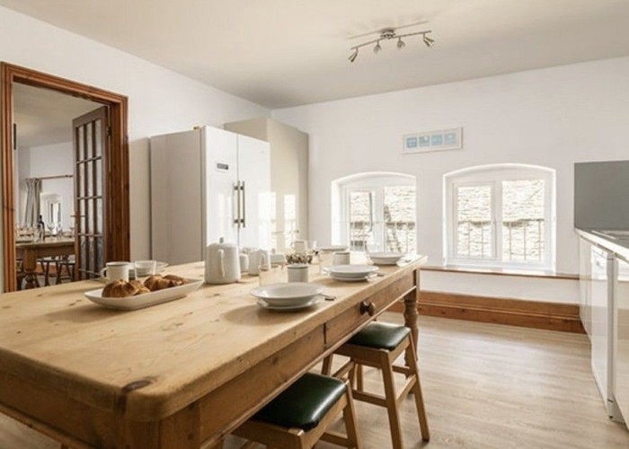 12. Kitchen