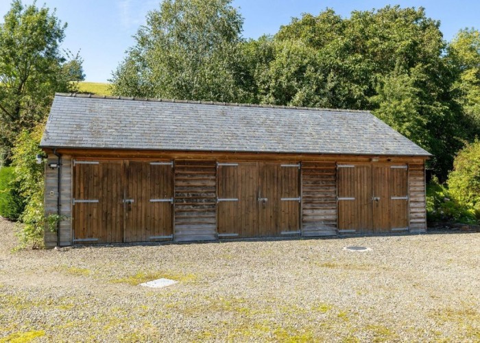 19. Stables