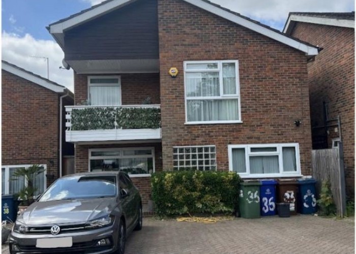 1. House / Cottage Exterior