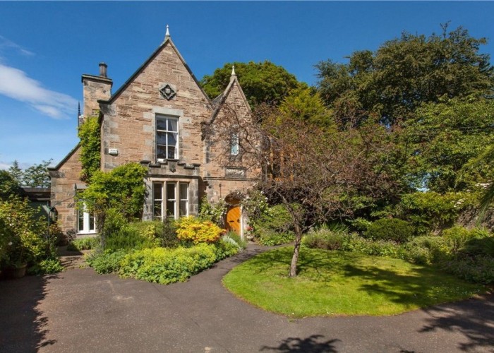 1. House / Cottage Exterior