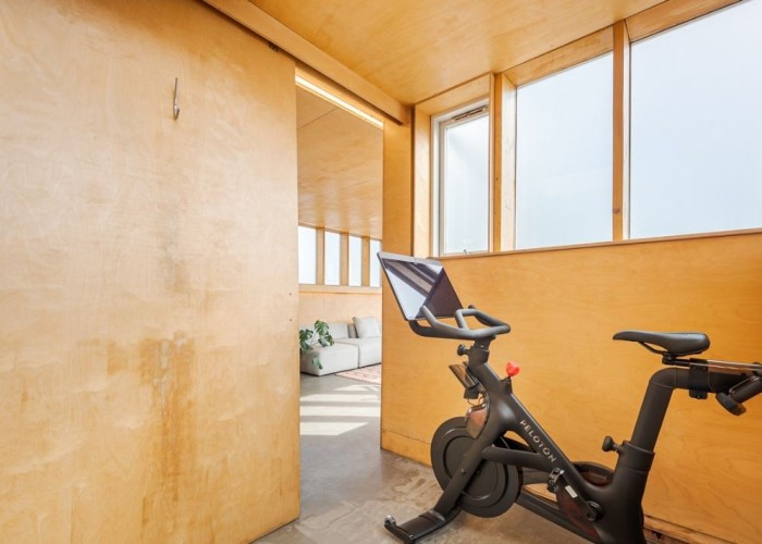 15. Gym