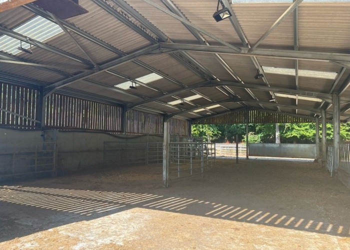 13. Barn