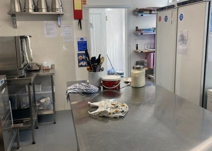 12. Cafe, Commercial Kitchen