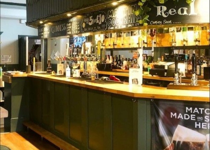 3. Pub / Bar