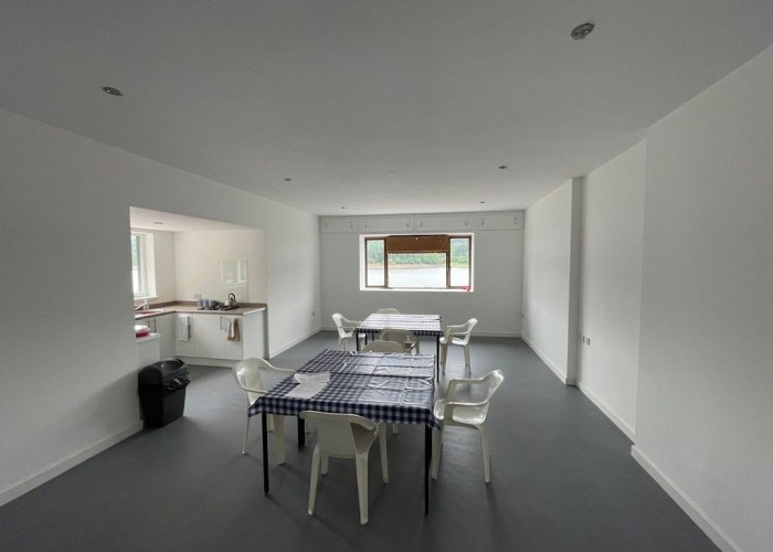 2. Kitchen (Cream or White units)
