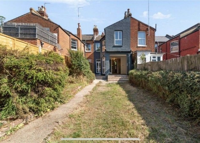 13. Garden (Rear, Large)