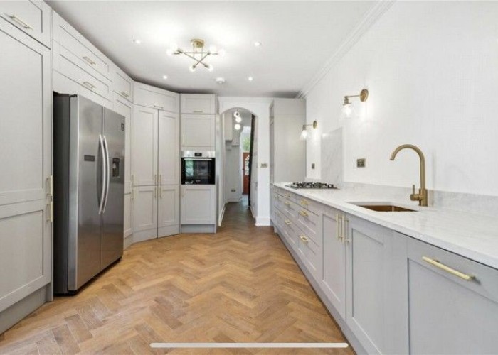 6. Kitchen (Coloured units), Wooden Floor