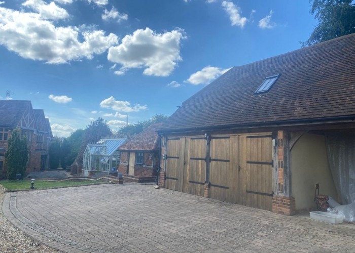 50. Barn