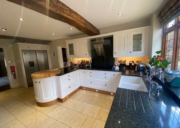 4. Kitchen (Cream or White units)