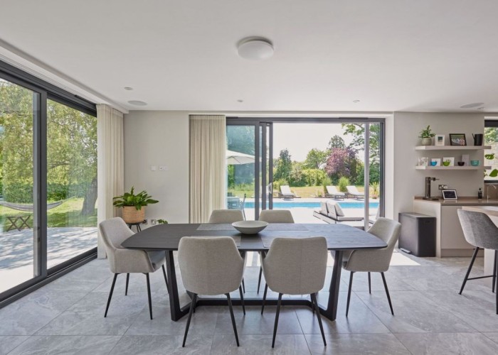 6. Kitchen With Table