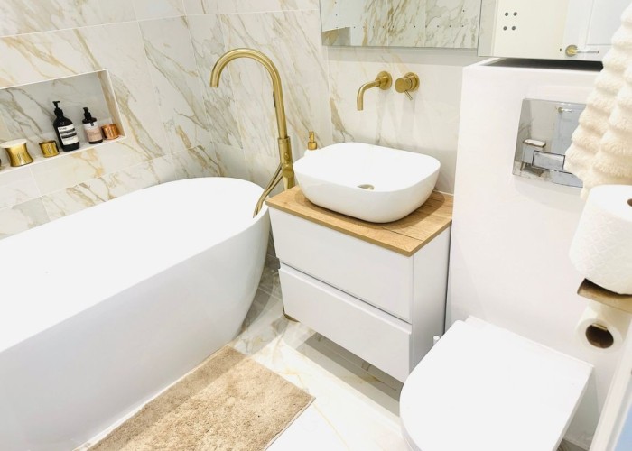 21. Bathroom