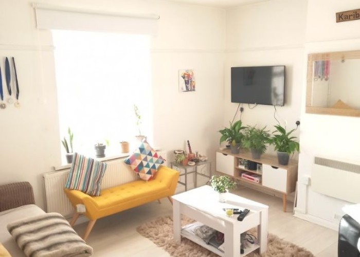 2. Livingroom