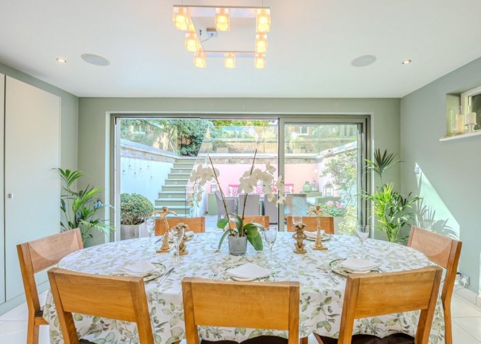3. Diningroom