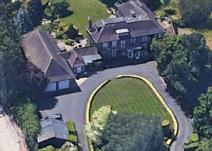 12. Exterior (Contemporary)