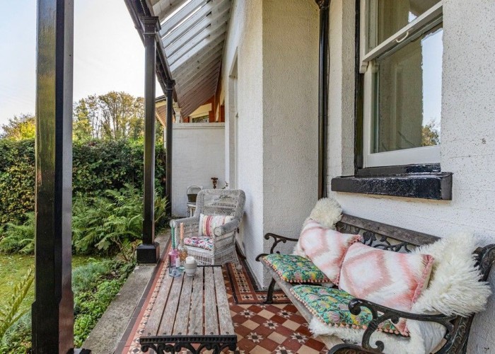 39. Patio / Veranda, Tiled Floor