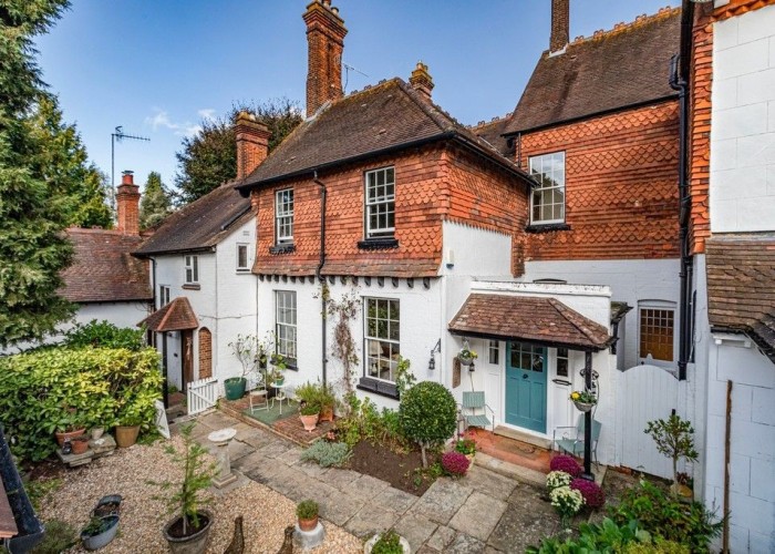 2. House / Cottage Exterior