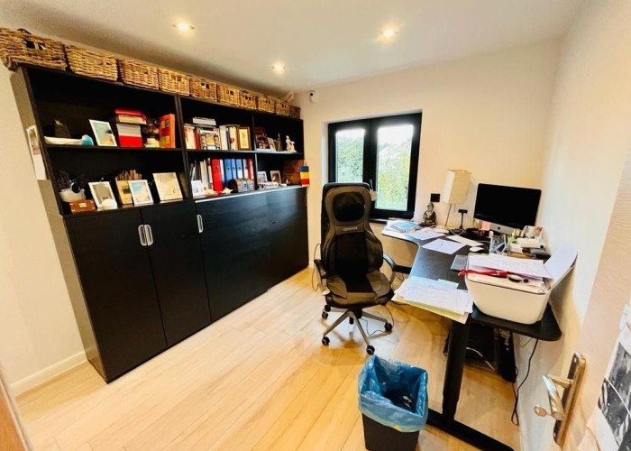 20. Home Office / Study