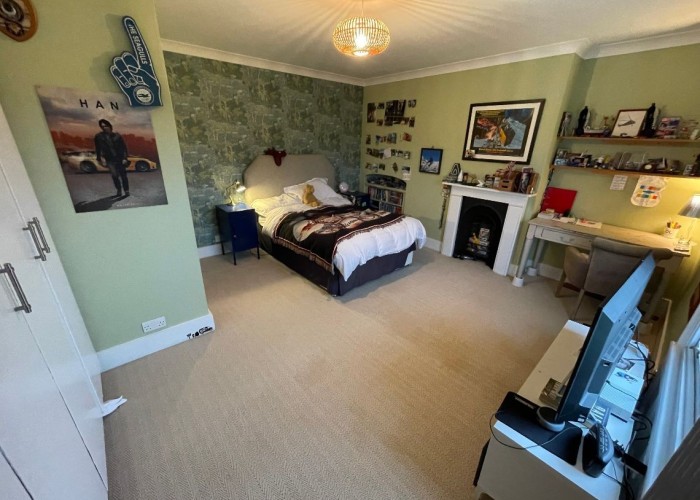 41. Bedroom (Double)