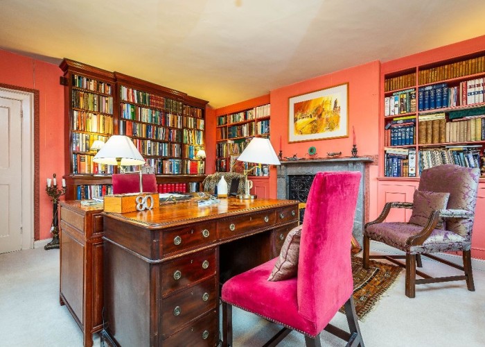 7. Home Office / Study