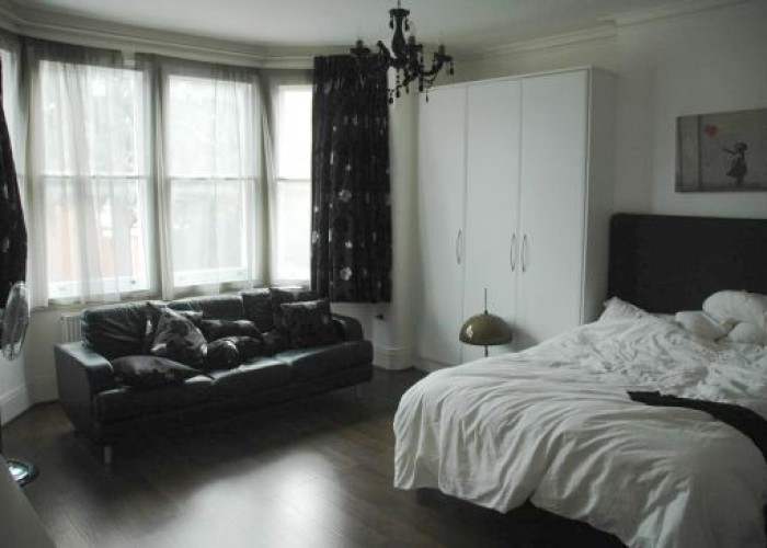 23. Bedroom (Double)