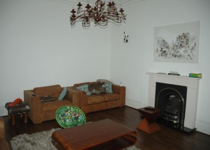 7. Livingroom