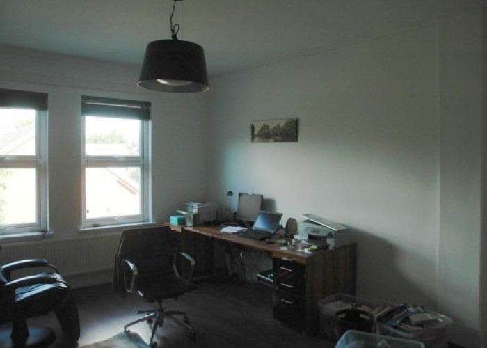 11. Home Office / Study
