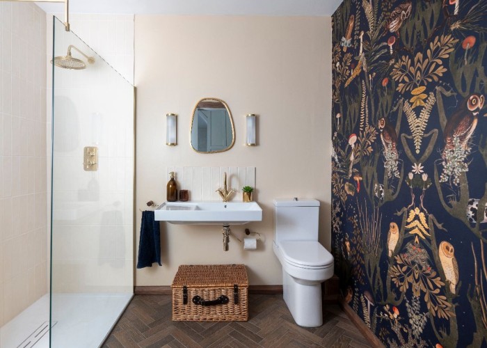 12. Shower Room