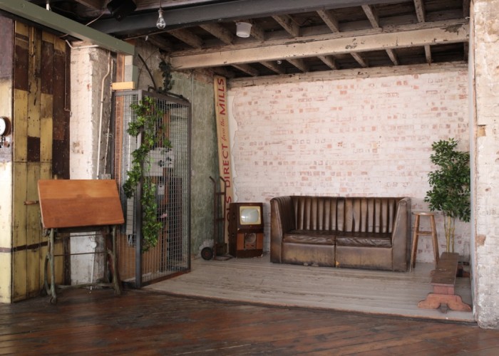 4. Warehouse (White)