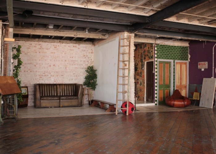 5. Warehouse (Medium)