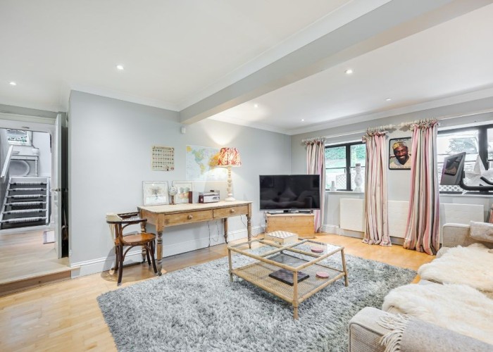 11. Drawing Room