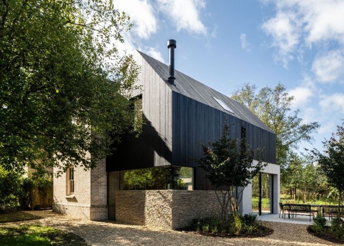 25. Exterior (Contemporary)