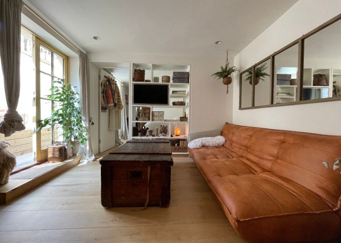 2. Livingroom