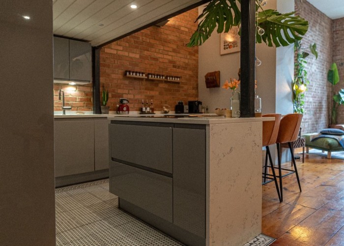7. Kitchen (With Island), Kitchen (Coloured units)
