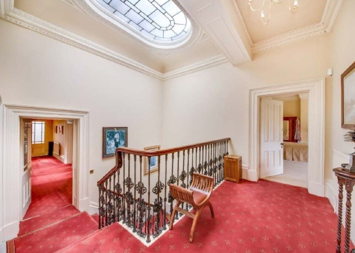 7. Staircase (Sweeping)