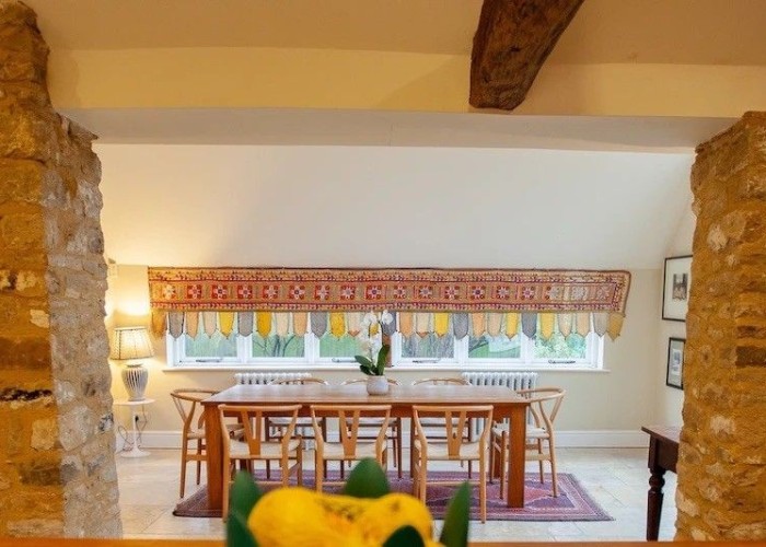 9. Diningroom, Brick Wall