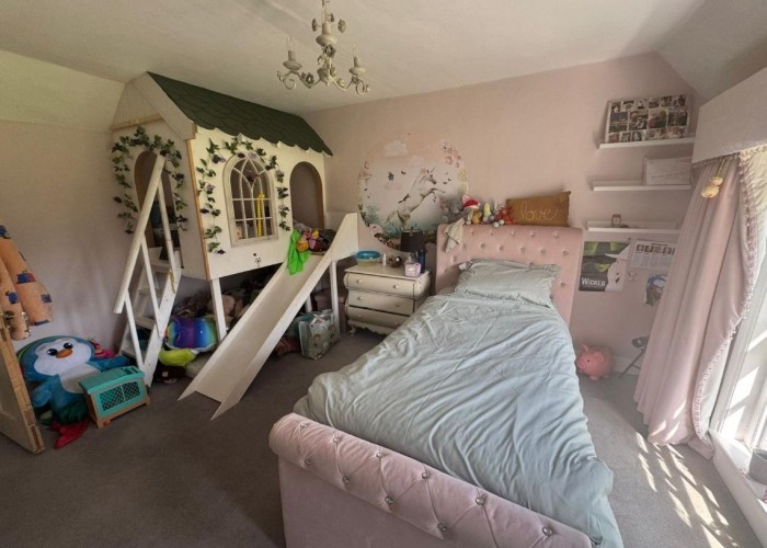 27. Bedroom (Childrens)