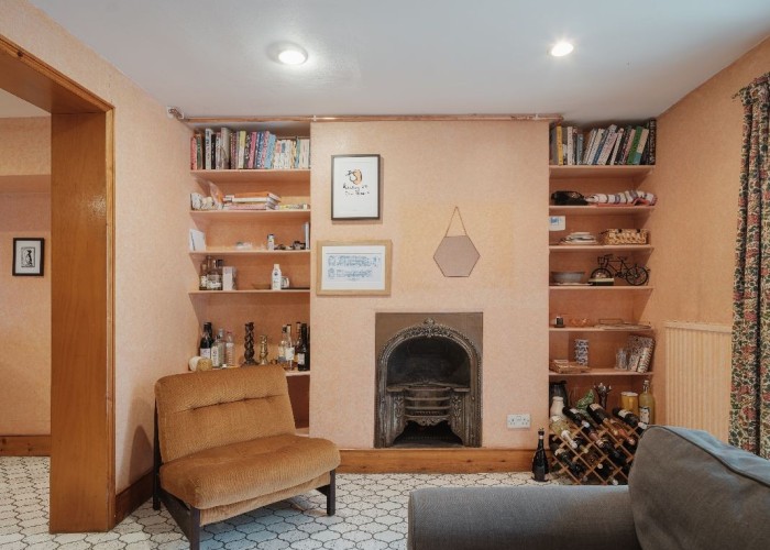 2. Livingroom, Fireplace