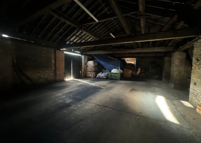 2. Warehouse (Dark), Warehouse (Derelict)