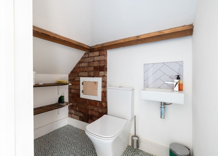 31. Toilet