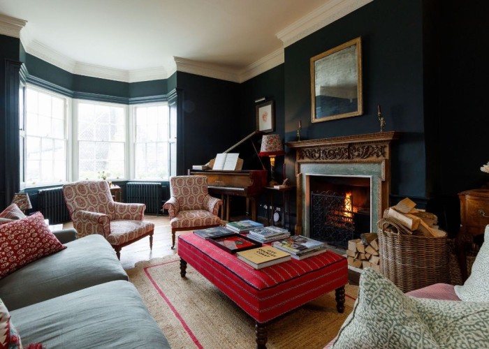 6. Livingroom
