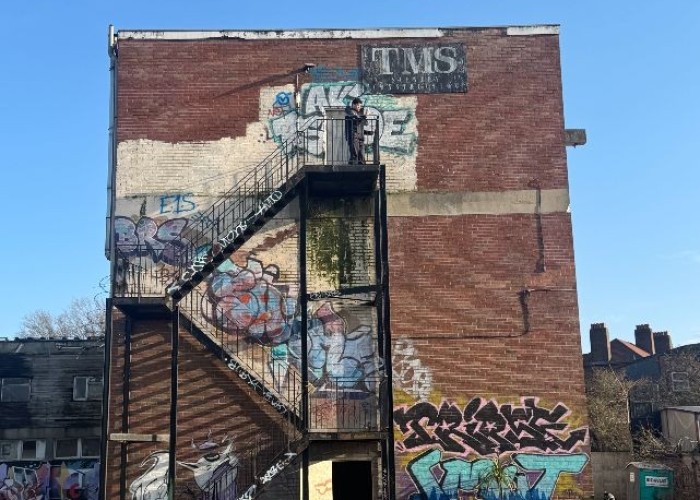 12. 