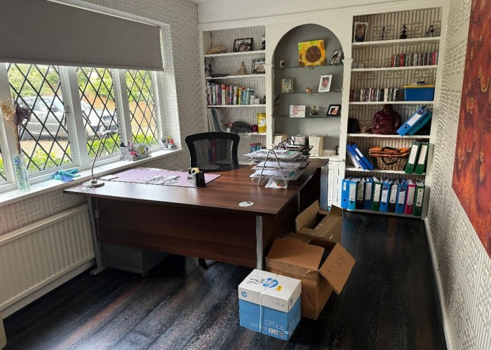 12. Home Office / Study