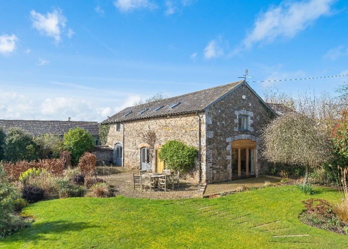 Stunning Barn Conversion For Filming