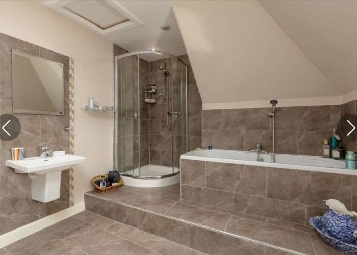 41. Bathroom (Shower and bath)