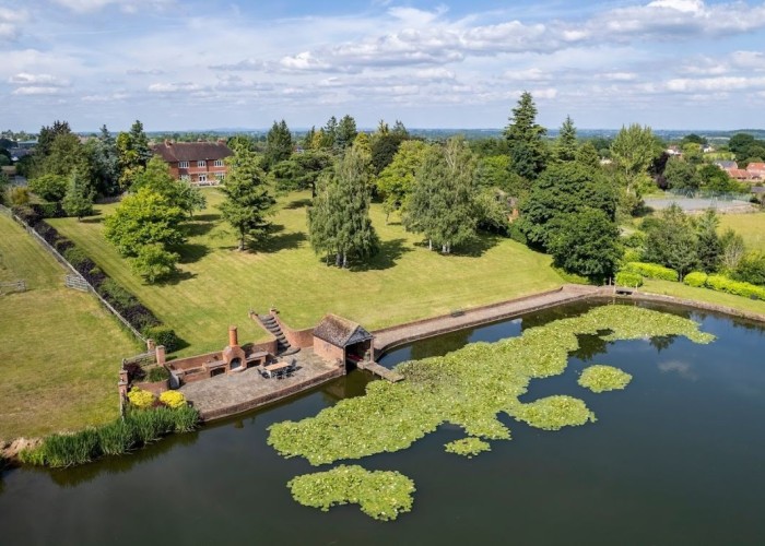 27. Lake / Pond