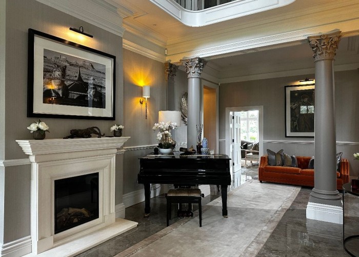 15. Fireplace, Piano