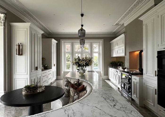 5. Kitchen (Gas Hob)