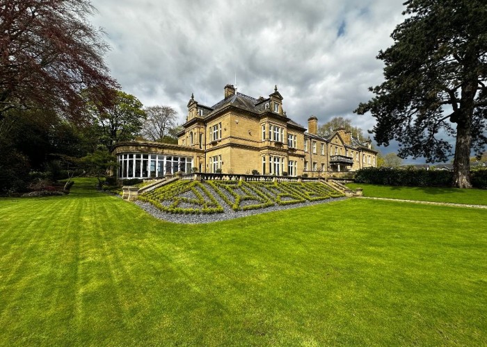 49. Formal Gardens, Garden (Rear, Large)