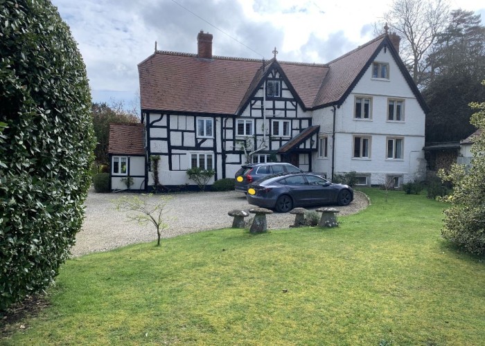 2. Driveway, Period Building, Coronavirus-Friendly